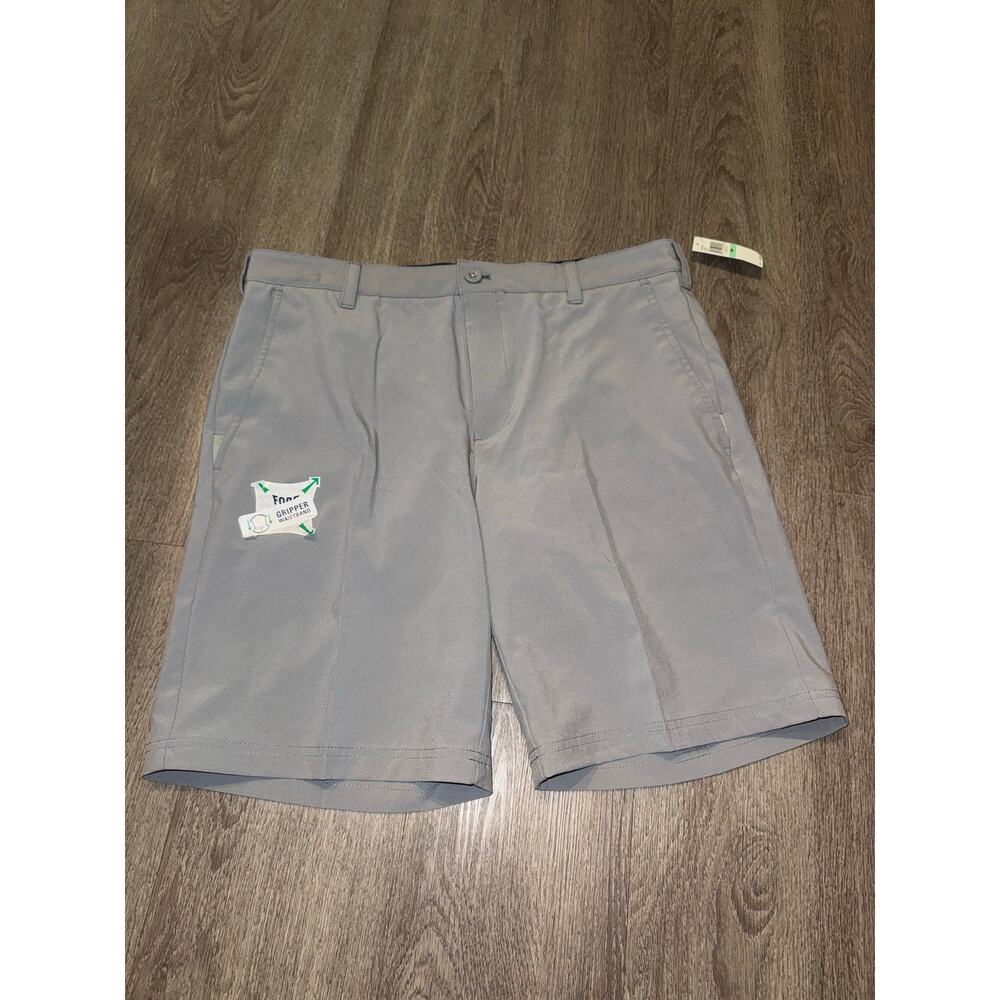 NWT! IZOD - Swingflex Straight Golf Shorts - 34, Grey